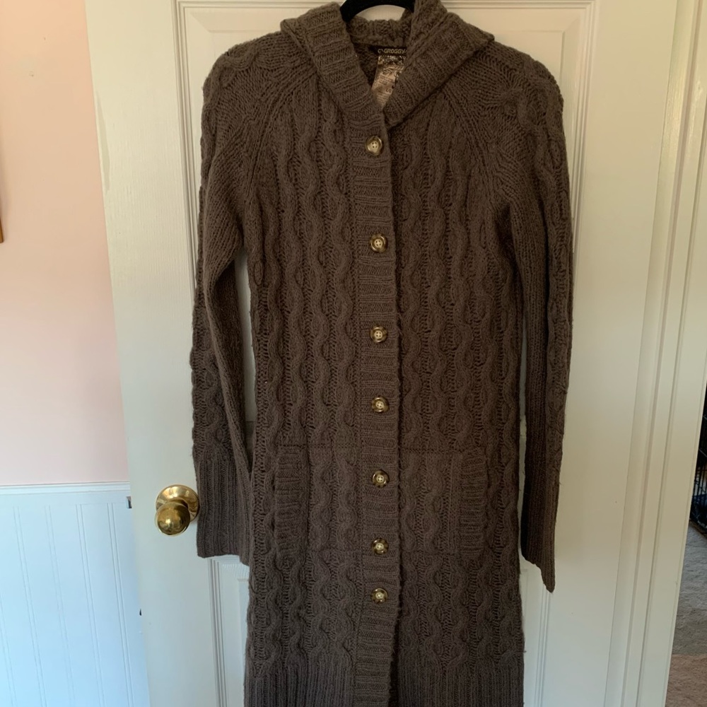 Cozy Brown Cable Knit Cardigan - Picture 13 of 15